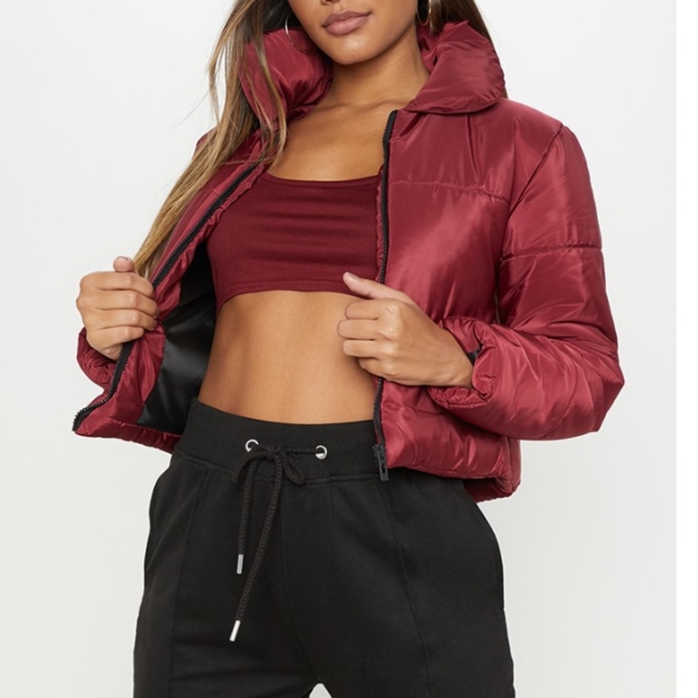 Burgundy cropped puffer jacket